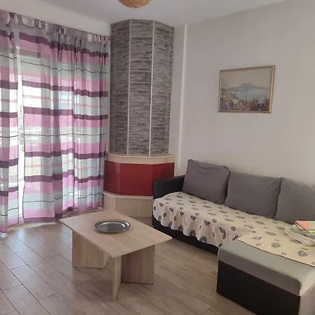 Iliana Apartment *